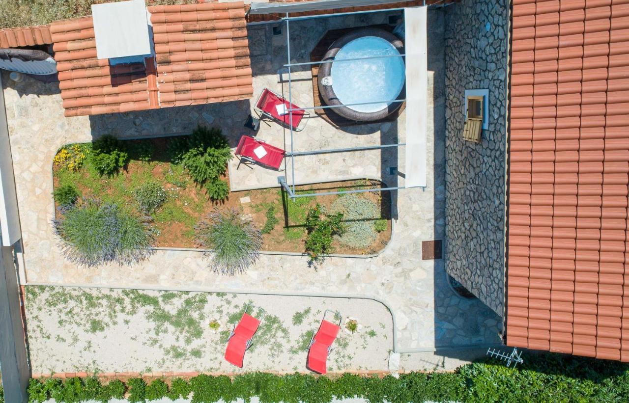 Country House Frane Ladevci ภายนอก รูปภาพ